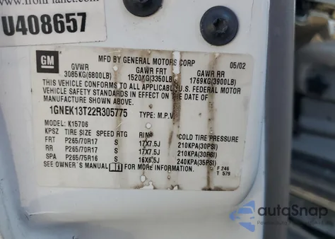 2002 Chevrolet Tahoe K1500 из США, поврежденный, VIN 1GNEK13T22R305775